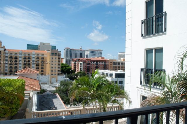 10 Aragon Ave 703, Coral Gables, FL 33134