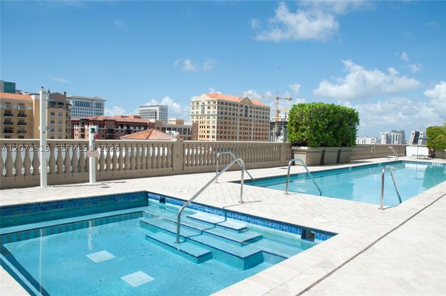10 Aragon Ave 703, Coral Gables, FL 33134