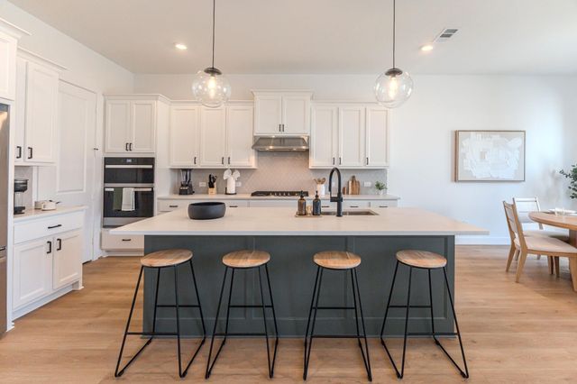 7142 Carriage Light Drive, Magnolia, TX 77354