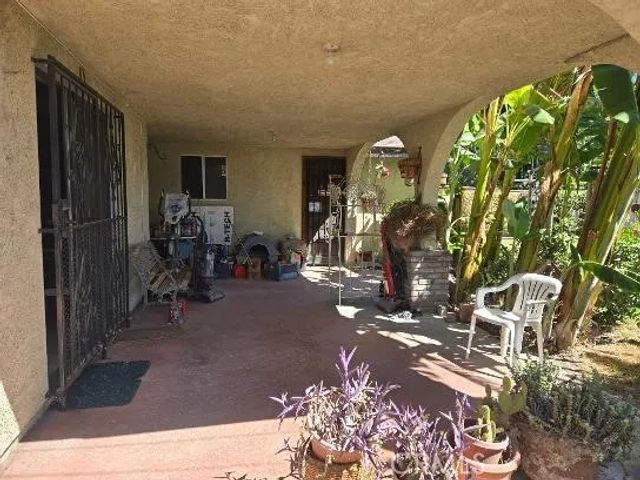 1325 Perris, San Bernardino, CA 92411