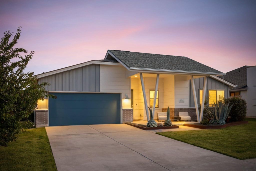 112 Dax DR, Liberty Hill, TX 78642