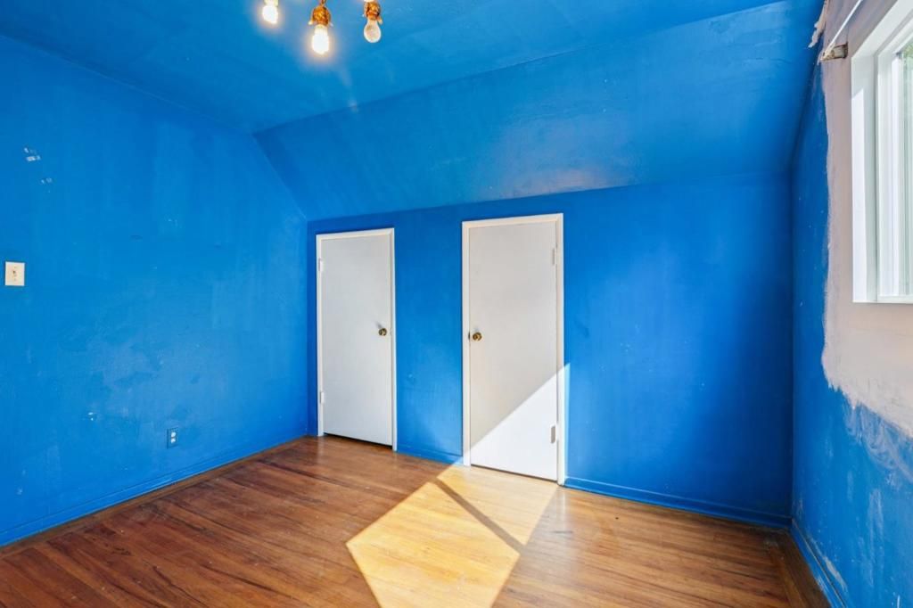 Image 20 of property listing at 483 Heathcliff Drive, Pacifica, CA 94044