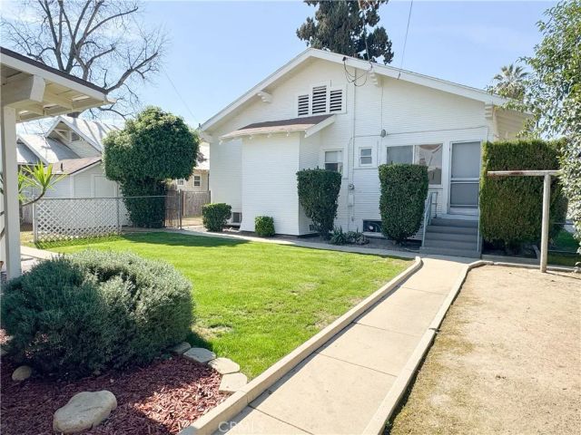 2310 B Street, Bakersfield, CA 93301