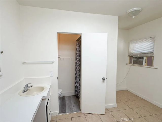 2310 B Street, Bakersfield, CA 93301