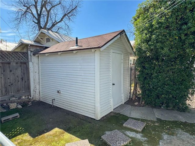 2310 B Street, Bakersfield, CA 93301