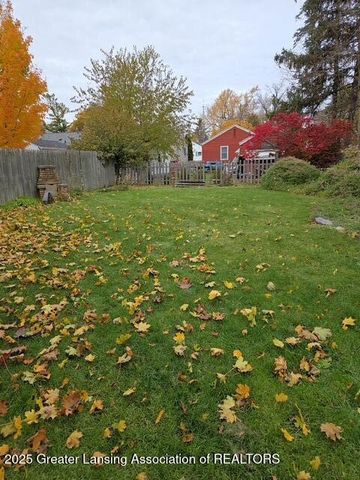 1120 Kelsey Avenue, Lansing, MI 48910