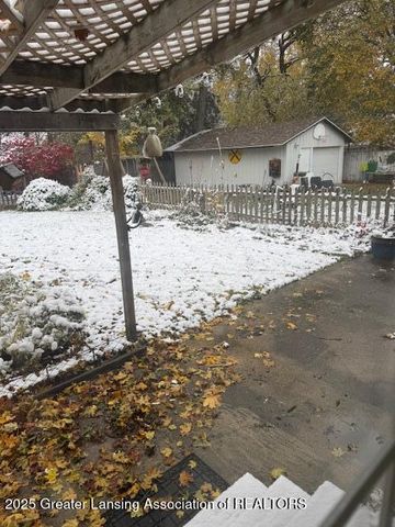 1120 Kelsey Avenue, Lansing, MI 48910