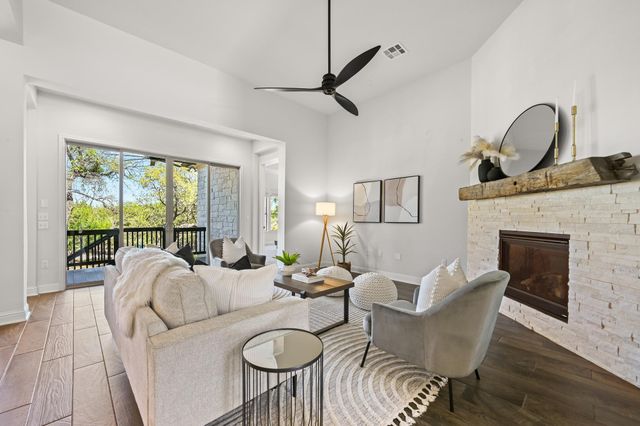 6728 Vicenza DR, Austin, TX 78739