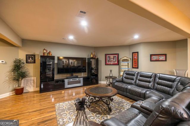 304 Deer Creek Drive, Forsyth, GA 31029