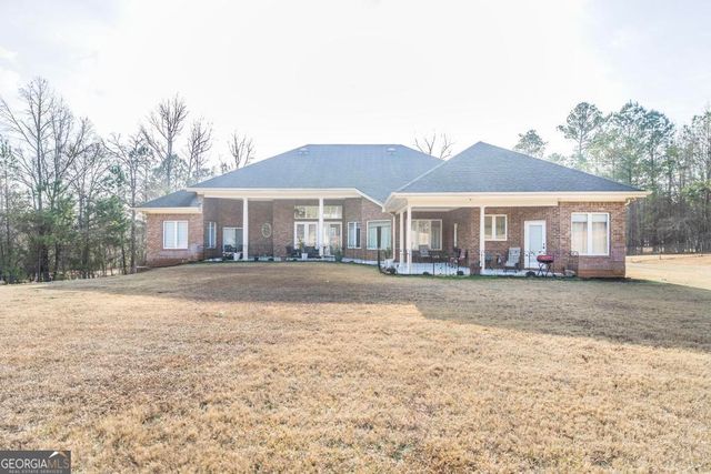 304 Deer Creek Drive, Forsyth, GA 31029
