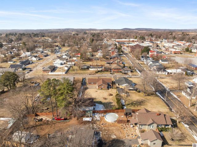 310 S. Walker St., Marion, KY 42064