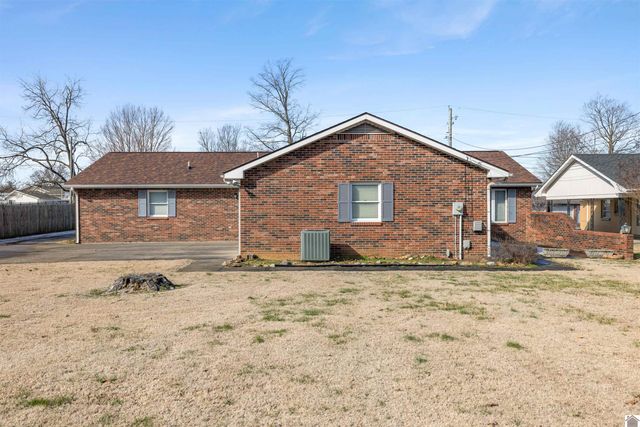 310 S. Walker St., Marion, KY 42064