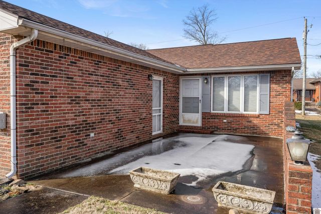 310 S. Walker St., Marion, KY 42064