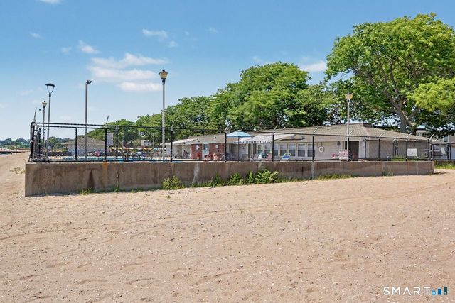 181 West Walk 181, West Haven, CT 06516