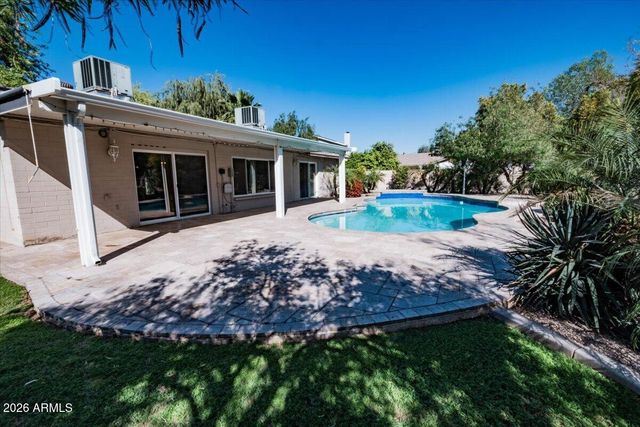 2533 W LAGUNA AZUL Avenue, Mesa, AZ 85202