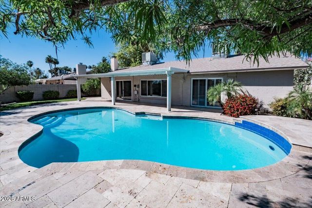 2533 W LAGUNA AZUL Avenue, Mesa, AZ 85202