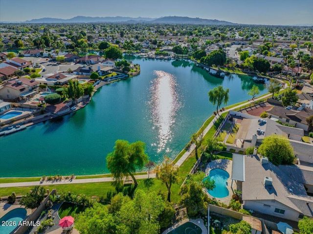 2533 W LAGUNA AZUL Avenue, Mesa, AZ 85202