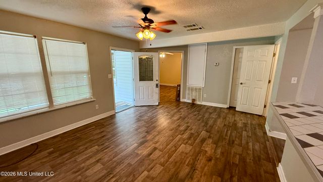 9510 Doris Deno, D'iberville, MS 39540