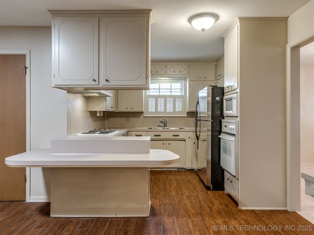 1808 E 58th Street, Tulsa, OK 74105