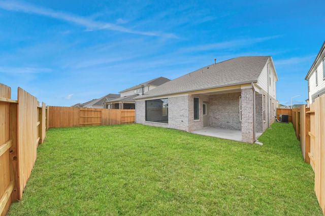 19 Knight Bayou Drive, Dayton, TX 77535