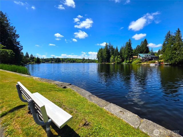51 SE Cabana Avenue, Shelton, WA 98584