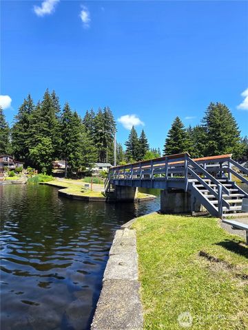 51 SE Cabana Avenue, Shelton, WA 98584