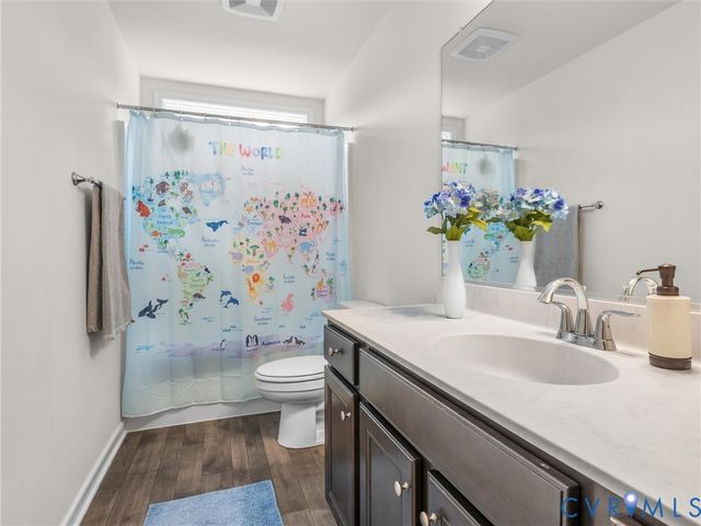 5124 Laurel Park Ct, Moseley, VA 23120