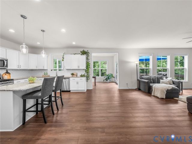 5124 Laurel Park Ct, Moseley, VA 23120