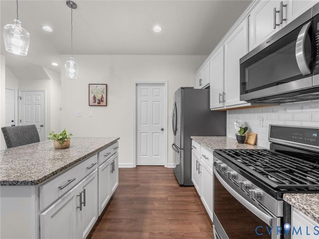 5124 Laurel Park Ct, Moseley, VA 23120