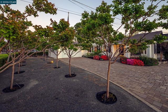 3754 Walnut Ave, Concord, CA 94519