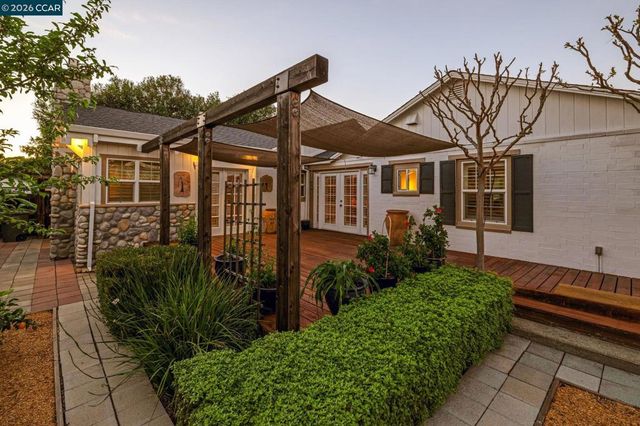 3754 Walnut Ave, Concord, CA 94519