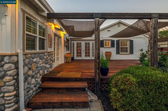 3754 Walnut Ave, Concord, CA 94519