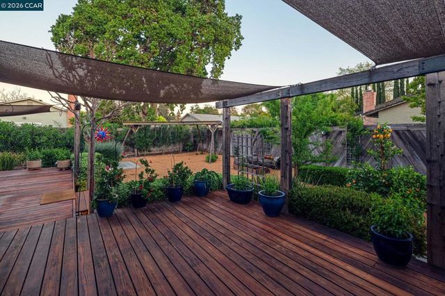 3754 Walnut Ave, Concord, CA 94519