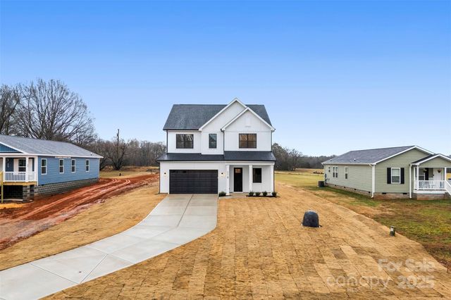 551 Perry Road, Troutman, NC 28166