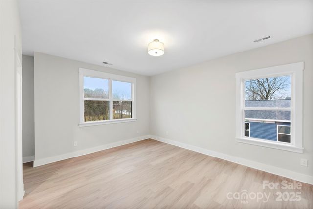 551 Perry Road, Troutman, NC 28166