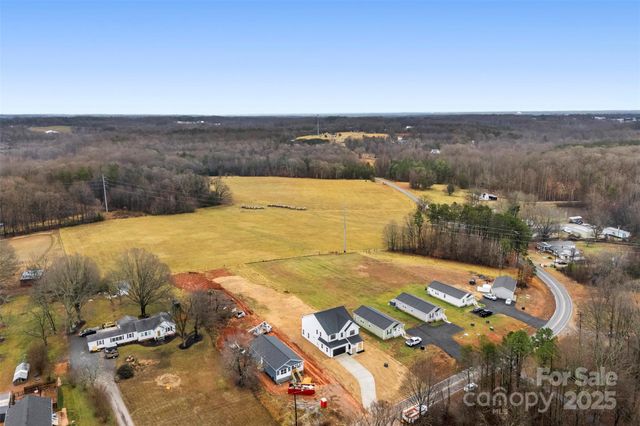 551 Perry Road, Troutman, NC 28166