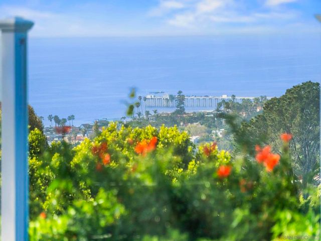 7753 Via Capri, La Jolla, CA 92037