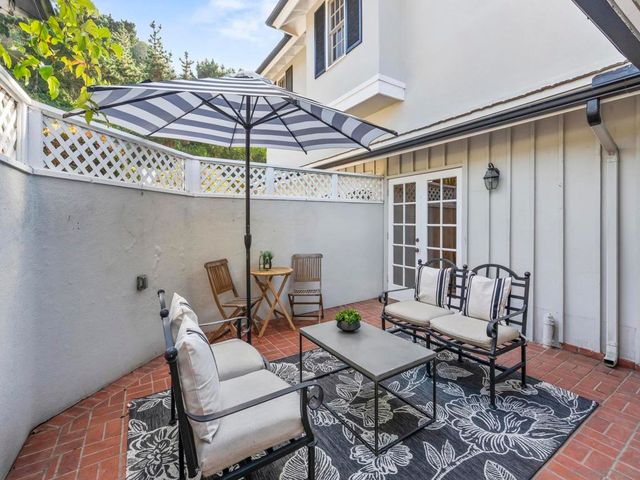 7753 Via Capri, La Jolla, CA 92037