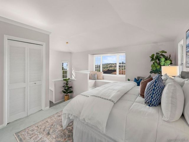 7753 Via Capri, La Jolla, CA 92037