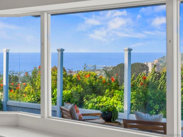 7753 Via Capri, La Jolla, CA 92037