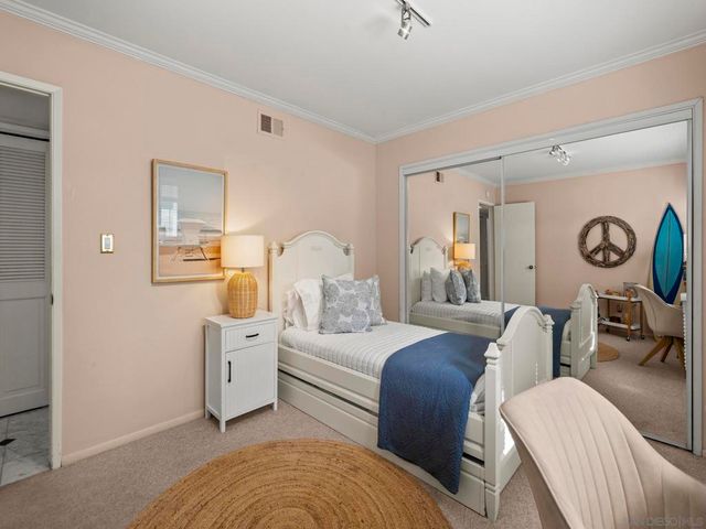 7753 Via Capri, La Jolla, CA 92037