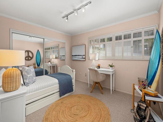 7753 Via Capri, La Jolla, CA 92037