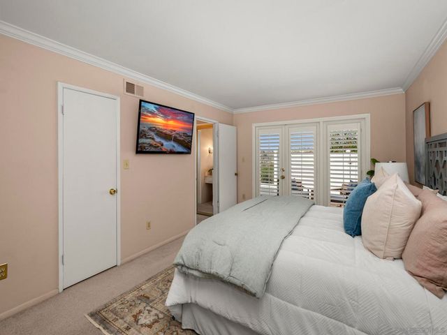 7753 Via Capri, La Jolla, CA 92037