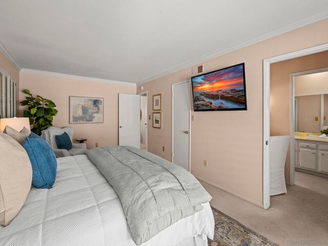 7753 Via Capri, La Jolla, CA 92037