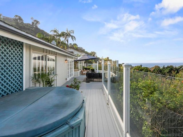 7753 Via Capri, La Jolla, CA 92037