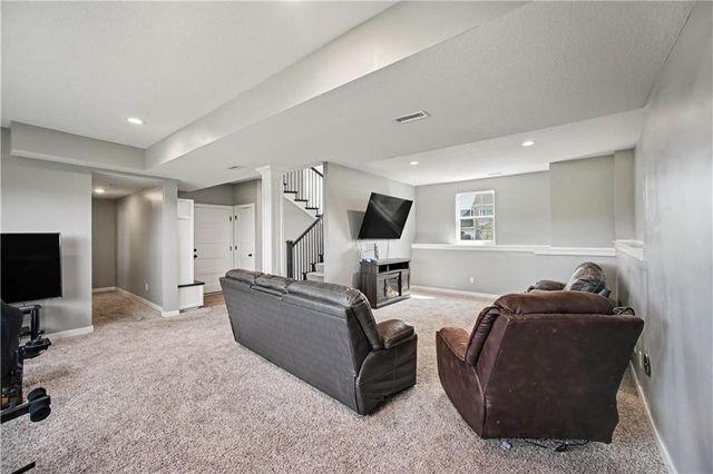 6004 NE 120th Street, Kansas City, MO 64156