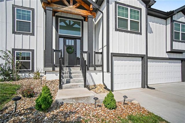 6004 NE 120th Street, Kansas City, MO 64156