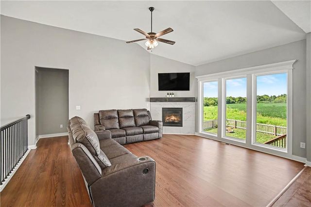 6004 NE 120th Street, Kansas City, MO 64156
