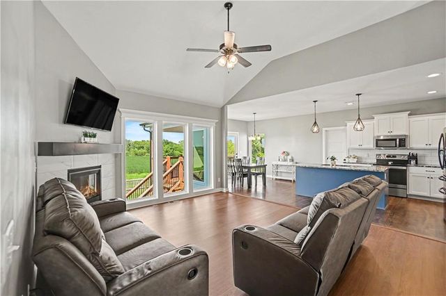6004 NE 120th Street, Kansas City, MO 64156