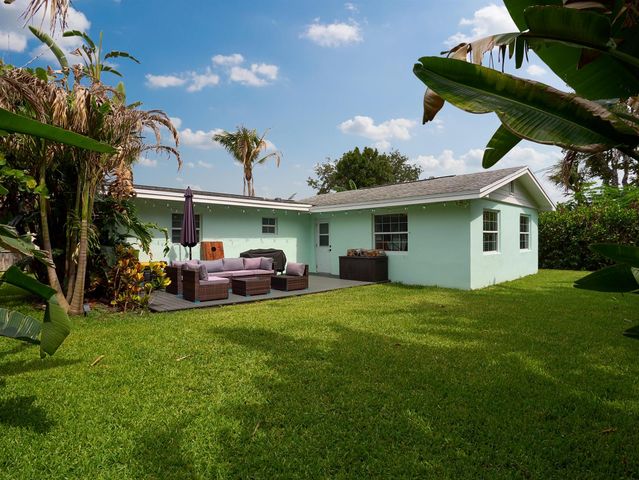 3743 NE Barbara Drive, Jensen Beach, FL 34957